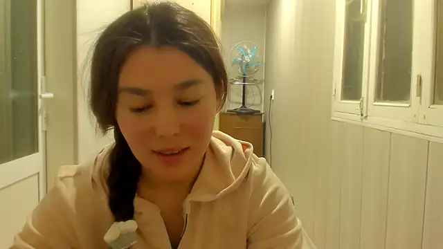 LunaXmii online show from 11/01/25, 11:29