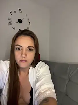 Snapshot of Shianrose chatting on 01/22/25, 12:48 Shianrose online show from 01/22/25, 12:48