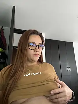 Snapshot of Shianrose chatting on 02/26/25, 07:38 Shianrose online show from 02/26/25, 07:38