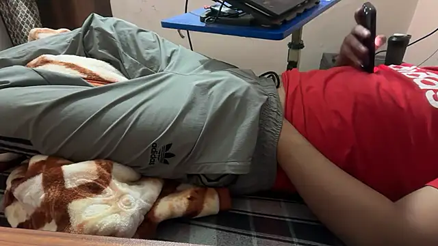 sexyboy09 online show from 10/25/25, 06:43