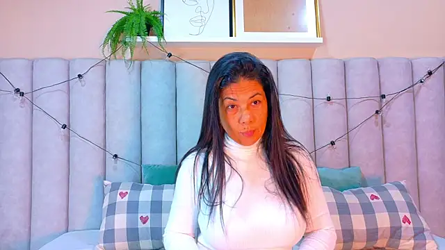 JaylaScott   online show from 12/19/25, 11:39