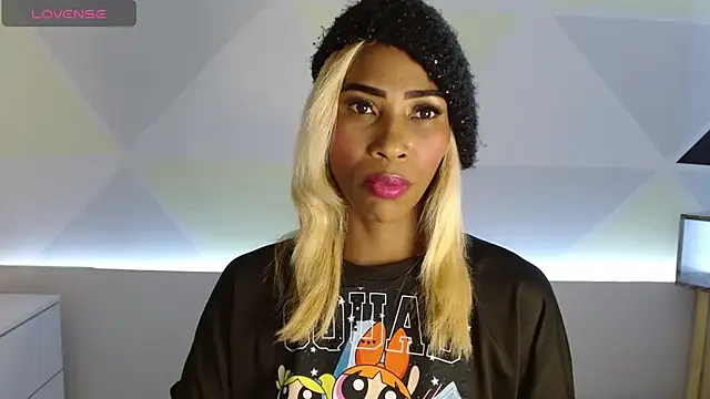 Snapshot of NatashaDormat chatting on 12/21/24, 08:10 NatashaDormat online show from 12/21/24, 08:10