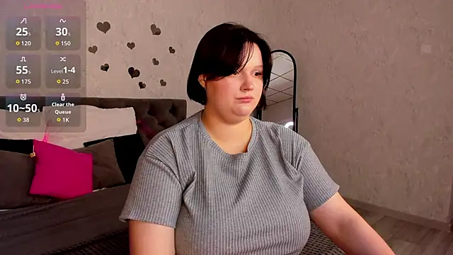 Snapshot of Blossom_Sonya chatting on 09/25/25, 12:14 Blossom Sonya online show from 09/25/25, 12:14