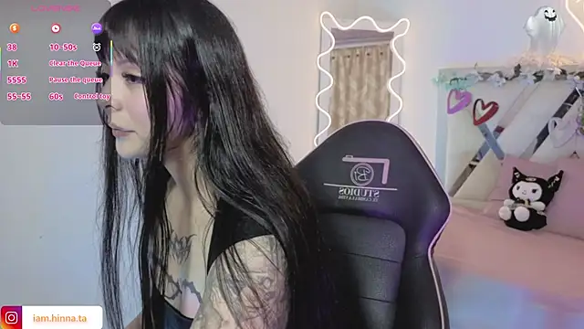 hina tay online show from 11/03/25, 03:30