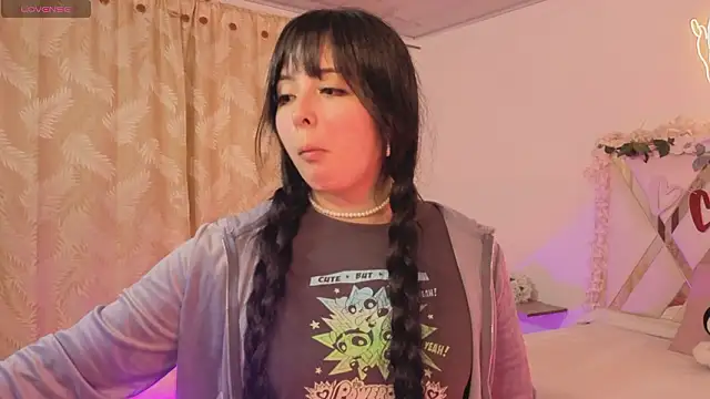 hina tay online show from 02/11/26, 03:11