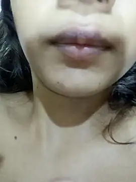 Snapshot of sabnam_69 chatting on 12/20/24, 10:43 sabnam 69 online show from 12/20/24, 10:43