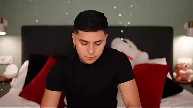 Snapshot of crazyrabbits chatting on 02/12/25, 09:22 crazyrabbits online show from 02/12/25, 09:22