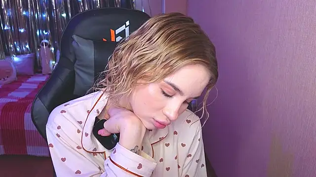 doll barbieee online show from 02/05/25, 08:35