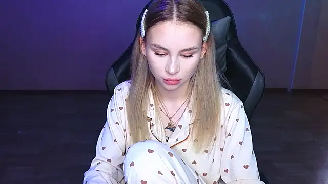 doll barbieee online show from 03/01/25, 10:21