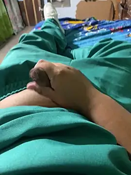 Avilespozo19993 online show from 10/08/25, 01:14