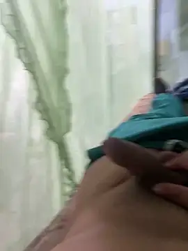 Avilespozo19993 online show from 11/26/25, 02:34