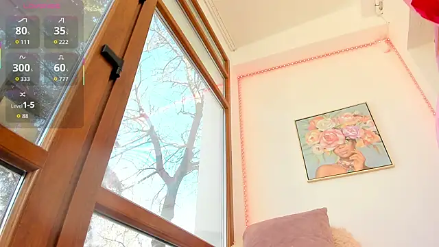 Mia  Milan online show from 04/06/26, 07:20