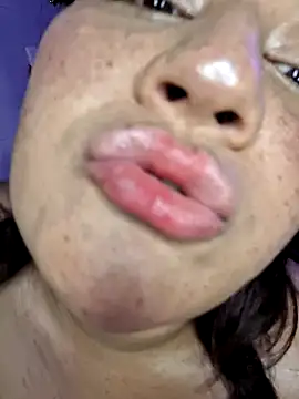 alexxaa96 online show from 12/30/24, 02:42