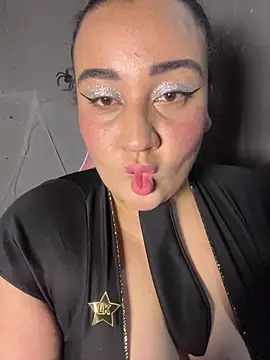 alexxaa96 online show from 10/24/25, 03:25