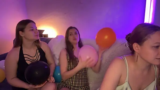   2sya   online show from 11/21/25, 06:17