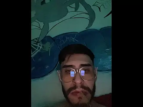 Snapshot of Elvergalarga66622 chatting on 03/20/26, 09:47 Elvergalarga66622 online show from 03/20/26, 09:47