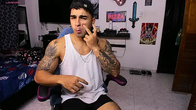 cJuan111 online show from 03/23/25, 01:09