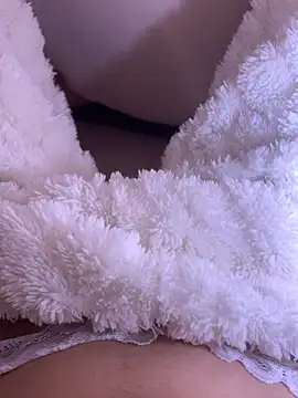 Snapshot of Aimeil chatting on 12/14/24, 11:50 Aimeil online show from 12/14/24, 11:50