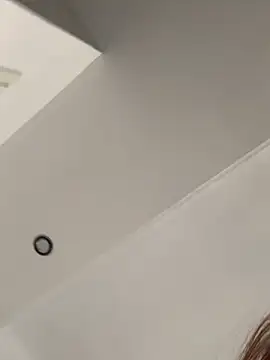 Snapshot of Aimeil chatting on 11/26/25, 08:15 Aimeil online show from 11/26/25, 08:15