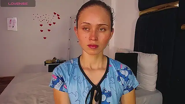 Snapshot of fulfill_fantasies1 chatting on 02/18/25, 06:15 fulfill fantasies1 online show from 02/18/25, 06:15