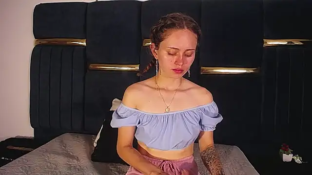 Snapshot of fulfill_fantasies1 chatting on 02/23/25, 05:34 fulfill fantasies1 online show from 02/23/25, 05:34