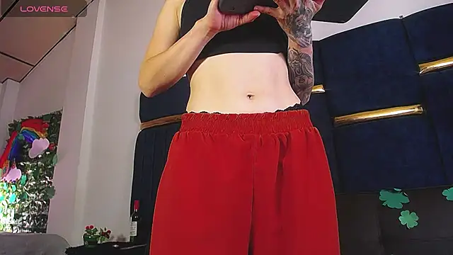 Snapshot of fulfill_fantasies1 chatting on 03/17/25, 04:08 fulfill fantasies1 online show from 03/17/25, 04:08