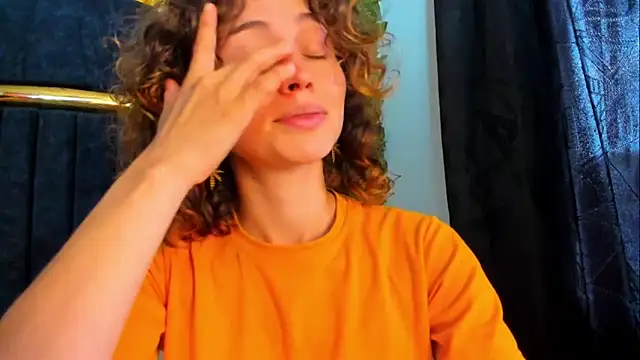 Snapshot of fulfill_fantasies1 chatting on 10/02/25, 11:17 fulfill fantasies1 online show from 10/02/25, 11:17