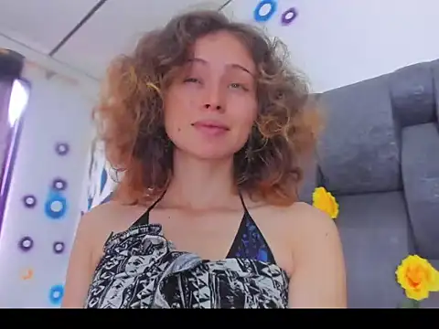 Snapshot of fulfill_fantasies1 chatting on 11/08/25, 12:38 fulfill fantasies1 online show from 11/08/25, 12:38