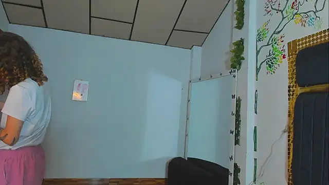 Snapshot of fulfill_fantasies1 chatting on 11/16/25, 08:36 fulfill fantasies1 online show from 11/16/25, 08:36