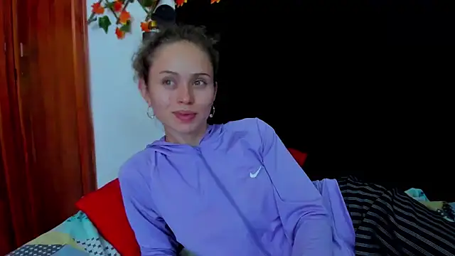 Snapshot of fulfill_fantasies1 chatting on 11/30/25, 09:02 fulfill fantasies1 online show from 11/30/25, 09:02