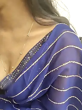 Snapshot of beby_girLL chatting on 02/07/26, 04:49 beby girLL online show from 02/07/26, 04:49