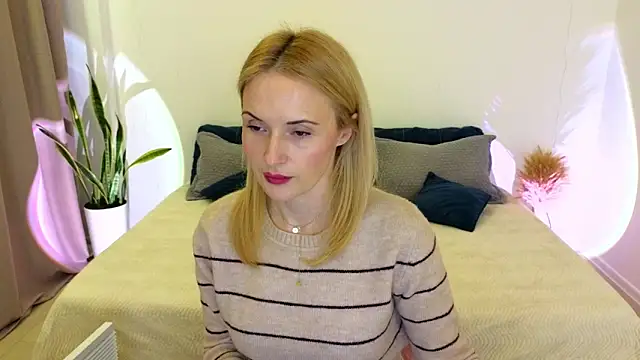 AlisssaRose online show from 01/16/26, 04:33