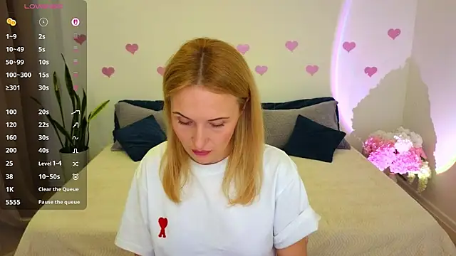 AlisssaRose online show from 02/14/26, 08:38