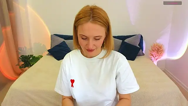 AlisssaRose online show from 04/08/26, 09:37