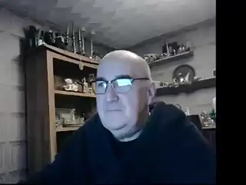 Adamdaddybear online show from 12/20/24, 08:06