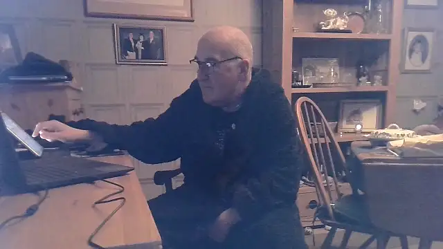 Adamdaddybear online show from 02/01/25, 09:51