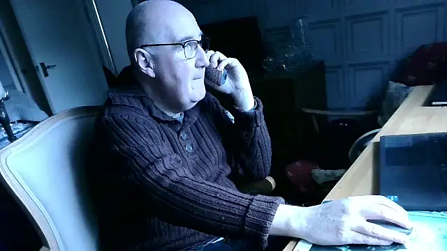 Adamdaddybear online show from 02/08/25, 12:06