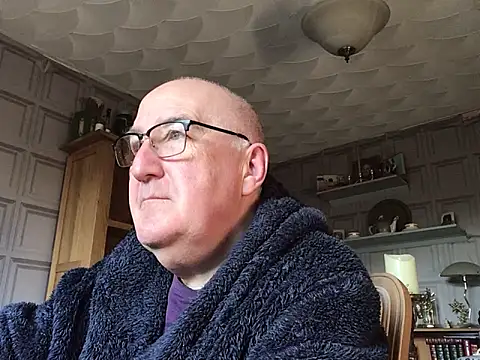 Adamdaddybear online show from 03/01/25, 09:18