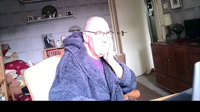 Adamdaddybear online show from 03/21/25, 09:01