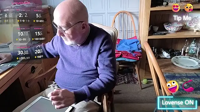 Adamdaddybear online show from 09/16/25, 12:50