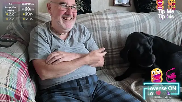 Adamdaddybear online show from 09/21/25, 07:43