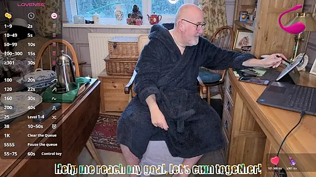 Adamdaddybear online show from 01/07/26, 08:17