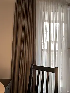 Snapshot of AylaRed chatting on 02/05/25, 11:34 AylaRed online show from 02/05/25, 11:34