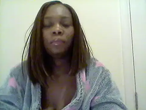 Snapshot of AfricanBeautyX chatting on 12/14/24, 07:25 AfricanBeautyX online show from 12/14/24, 07:25