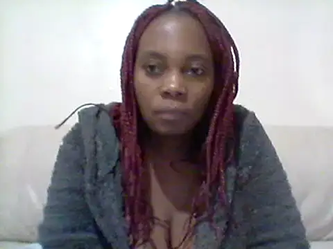 Snapshot of AfricanBeautyX chatting on 01/03/25, 02:43 AfricanBeautyX online show from 01/03/25, 02:43
