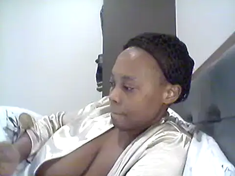 Snapshot of AfricanBeautyX chatting on 03/16/25, 07:26 AfricanBeautyX online show from 03/16/25, 07:26