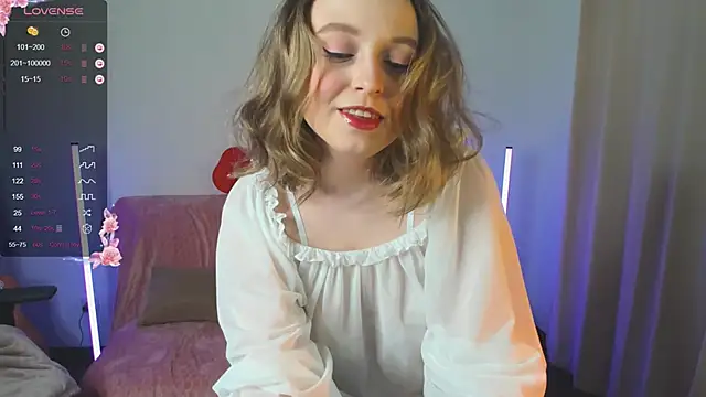 Snapshot of alysia_storm chatting on 02/14/25, 03:36 alysia storm online show from 02/14/25, 03:36