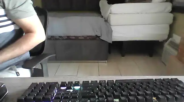 Snapshot of cryptoman1119 chatting on 02/27/25, 07:26 cryptoman1119 online show from 02/27/25, 07:26