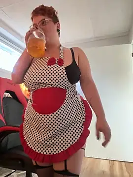 Sweetleeahxx online show from 10/07/25, 01:30