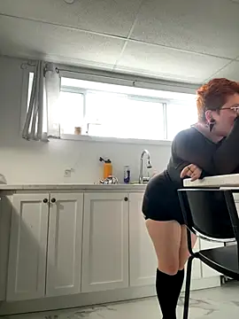 Sweetleeahxx online show from 10/21/25, 12:50